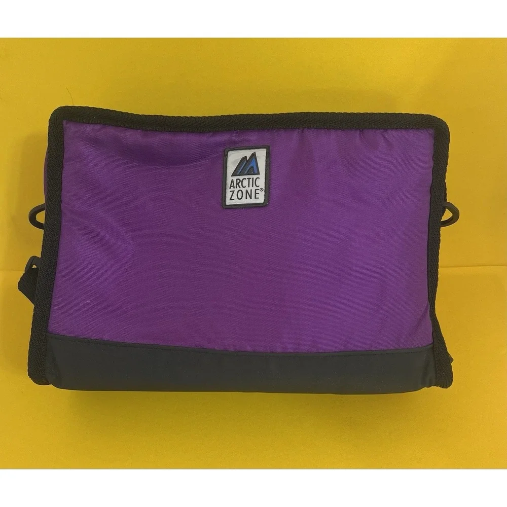 Artic Zone Purple Insulated Lunch Bag With Food Container‎ Soft Sided 10